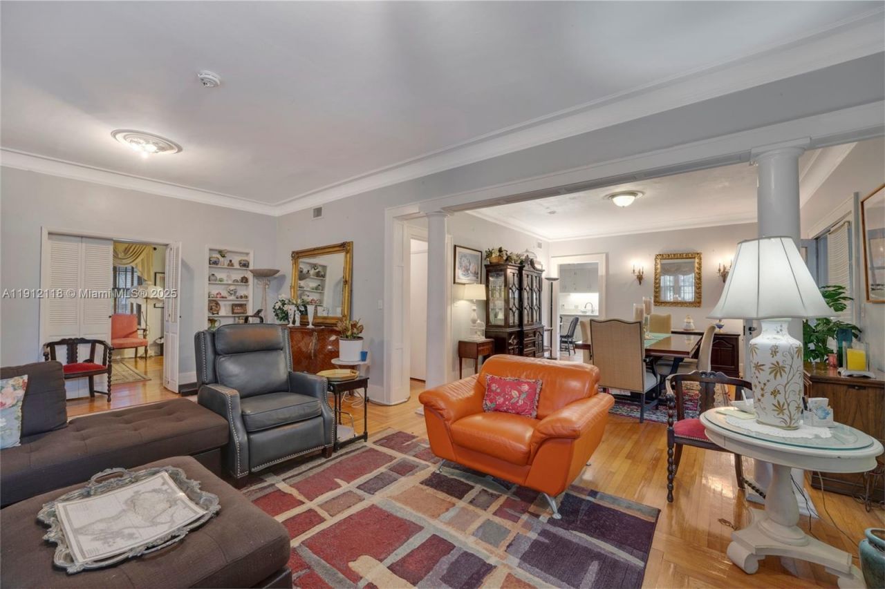 405 SW 11th Ave, Miami, FL 33130 Photo