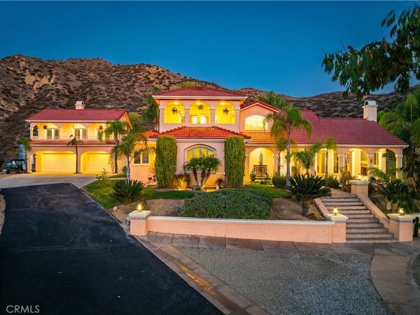 30040 San Francisquito Canyon, Saugus, CA 91390