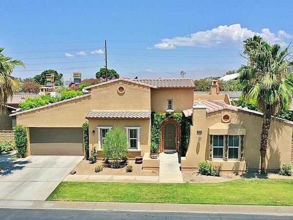 81594 Rancho Santana Drive, La Quinta, CA 92253