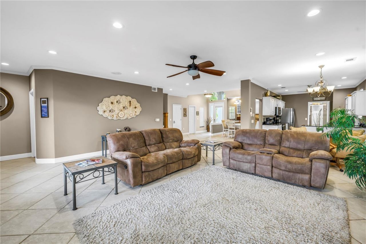 513 Venice Lane, Sarasota, FL 34242 Photo