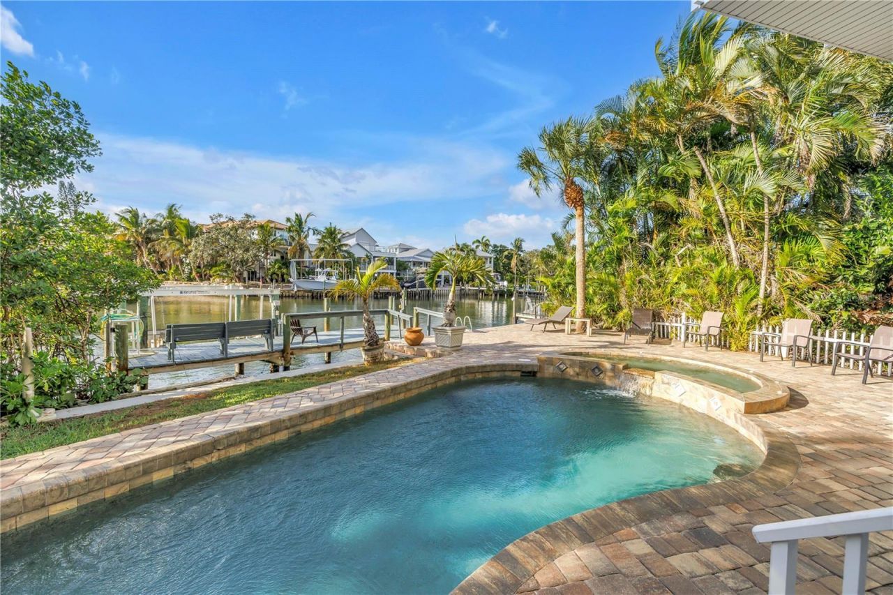 513 Venice Lane, Sarasota, FL 34242 Photo