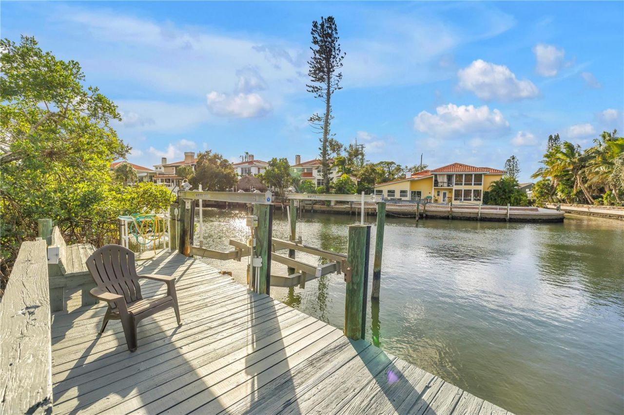 513 Venice Lane, Sarasota, FL 34242 Photo