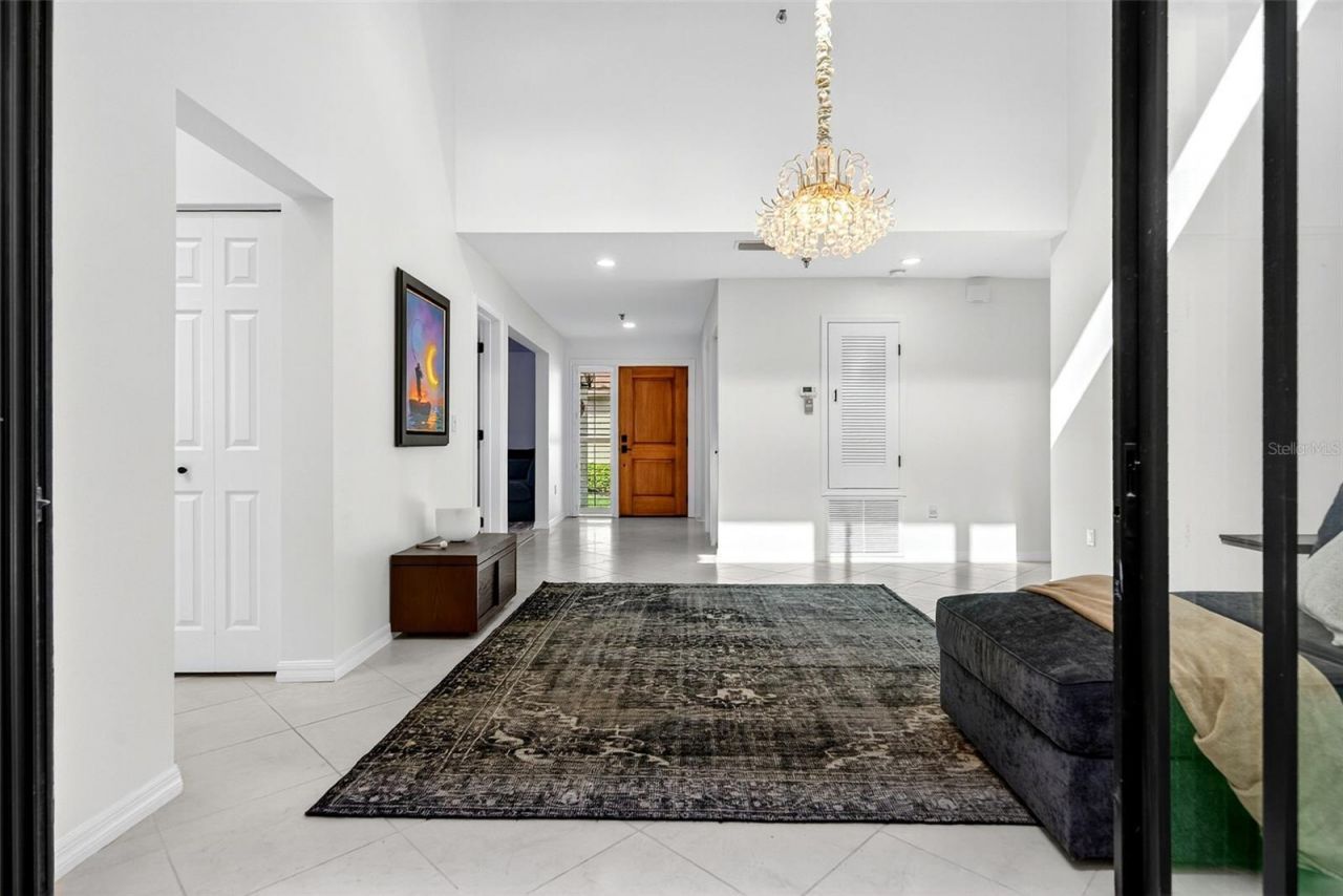 2323 Harbour Oaks Drive, Longboat Key, FL 34228 Photo