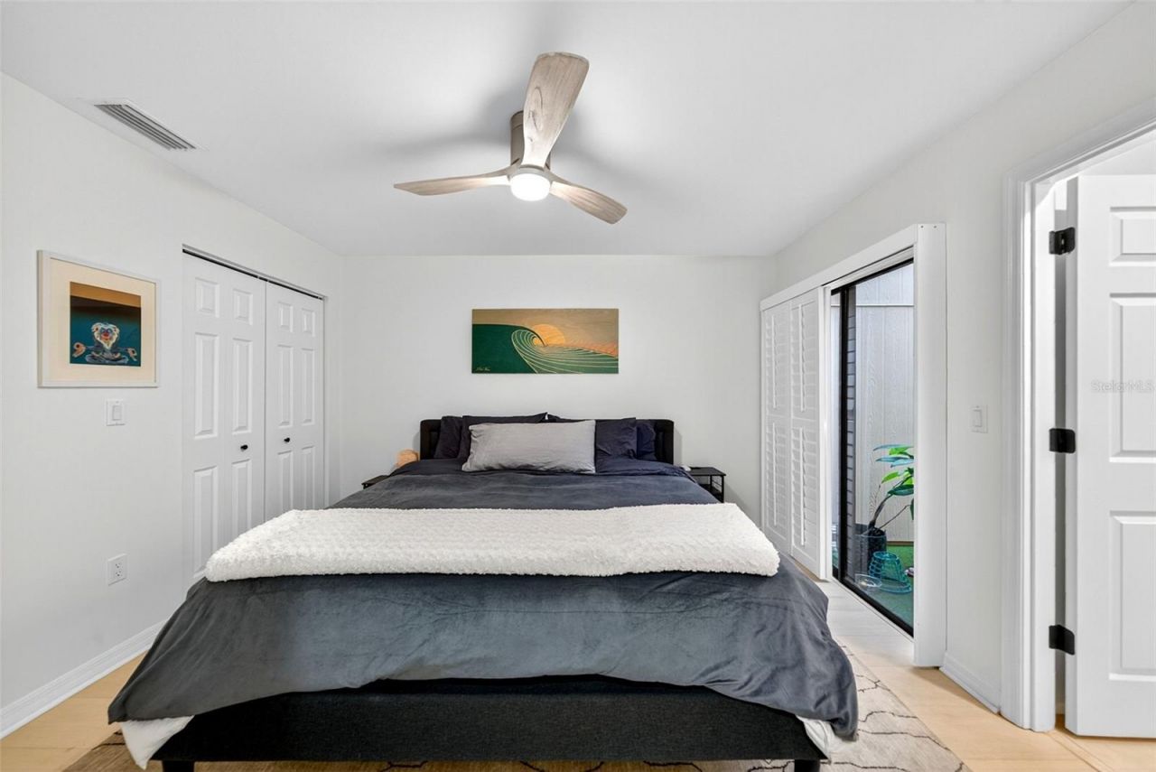 2323 Harbour Oaks Drive, Longboat Key, FL 34228 Photo