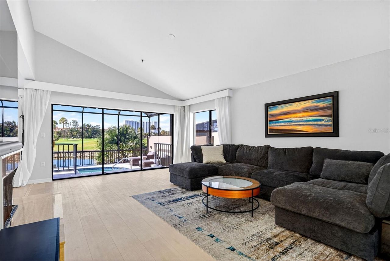 2323 Harbour Oaks Drive, Longboat Key, FL 34228 Photo