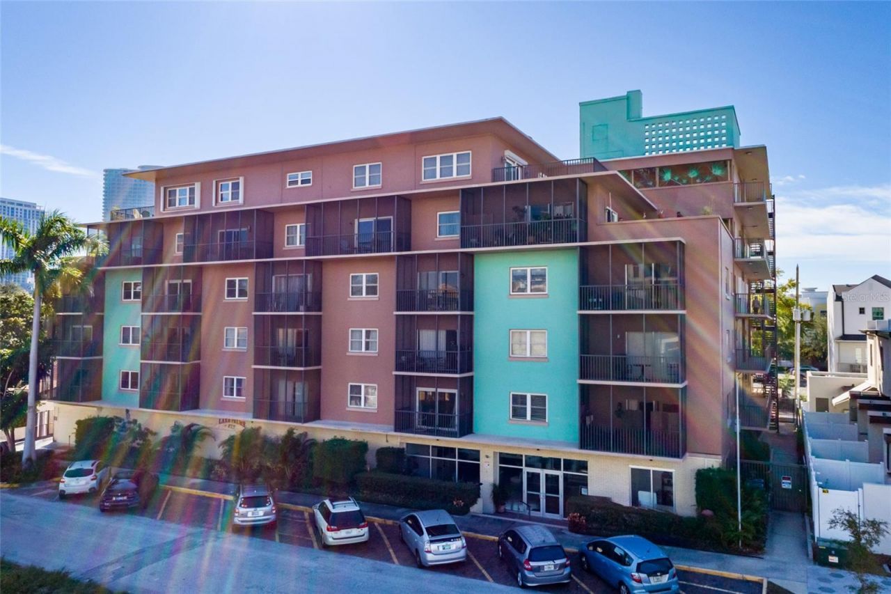 750 Burlington Avenue N, Unit 5B, Saint Petersburg, FL 33701 Main Photo