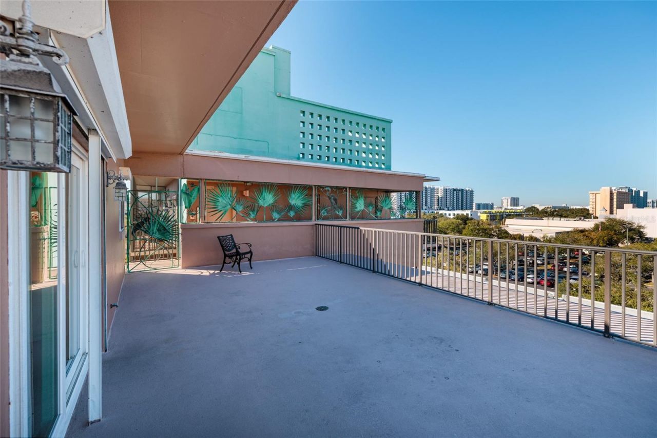 750 Burlington Avenue N, Unit 5B, Saint Petersburg, FL 33701 Photo