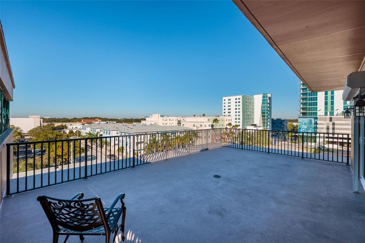 750 Burlington Avenue N, Unit 5B, Saint Petersburg, FL 33701 Photo