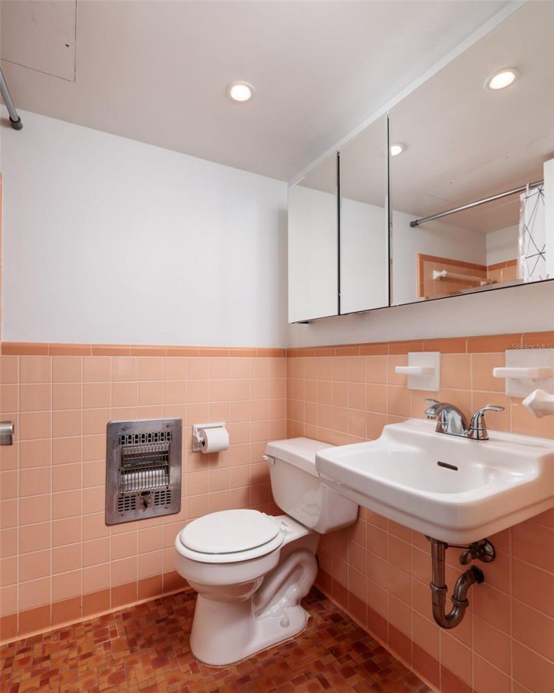 750 Burlington Avenue N, Unit 5B, Saint Petersburg, FL 33701 Photo