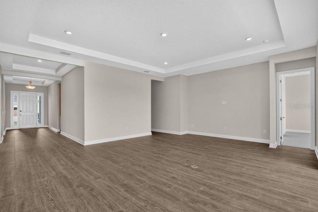 13827 Buchanan Drive, Palmetto, FL 34221 Photo