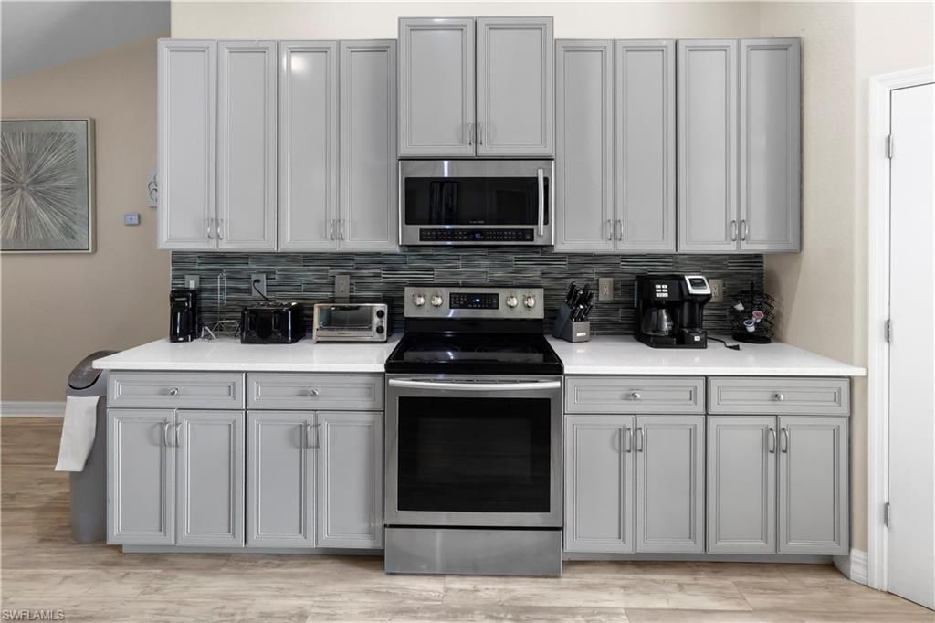 1905 SW 51st Ter, Cape Coral, FL 33914 Photo