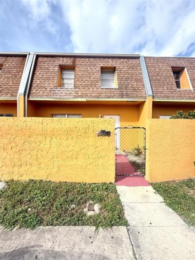 2625 NW 60th Way, Sunrise, FL 33313 Photo