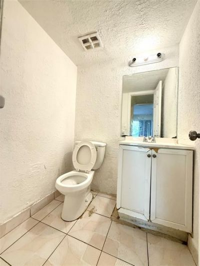 2625 NW 60th Way, Sunrise, FL 33313 Photo