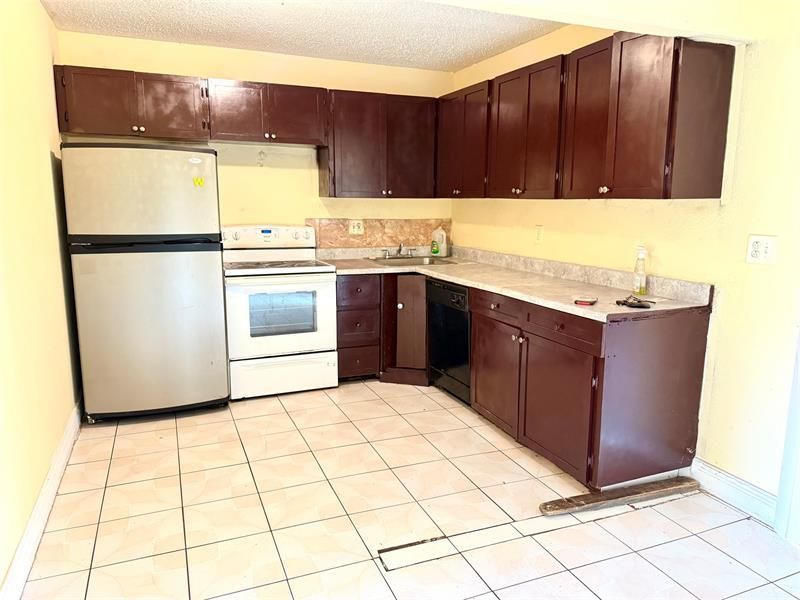 2625 NW 60th Way, Sunrise, FL 33313 Photo