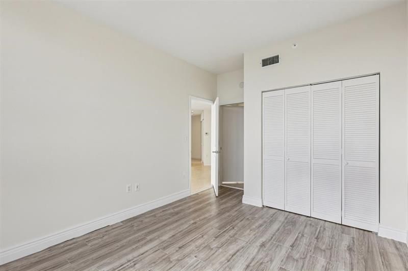 7330 Ocean Terrace, Unit LPH-C, Miami Beach, FL 33141 Photo