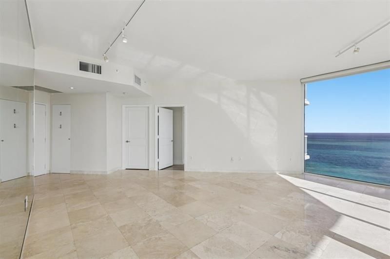 7330 Ocean Terrace, Unit LPH-C, Miami Beach, FL 33141 Photo