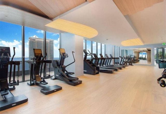 1000 Brickell Plz, Unit 3002, Miami, FL 33131 Photo