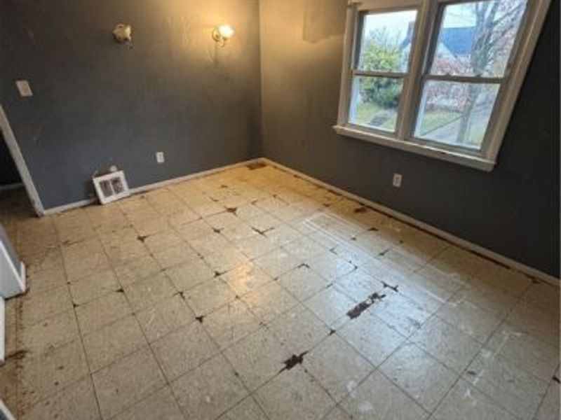 16706 Palda Drive, Cleveland, OH 44128 Photo 25