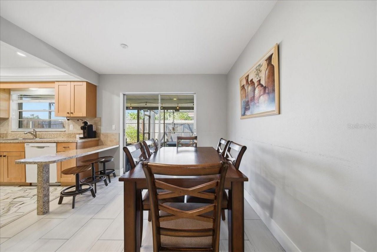 5883 Whistlewood Circle, Sarasota, FL 34232 Photo