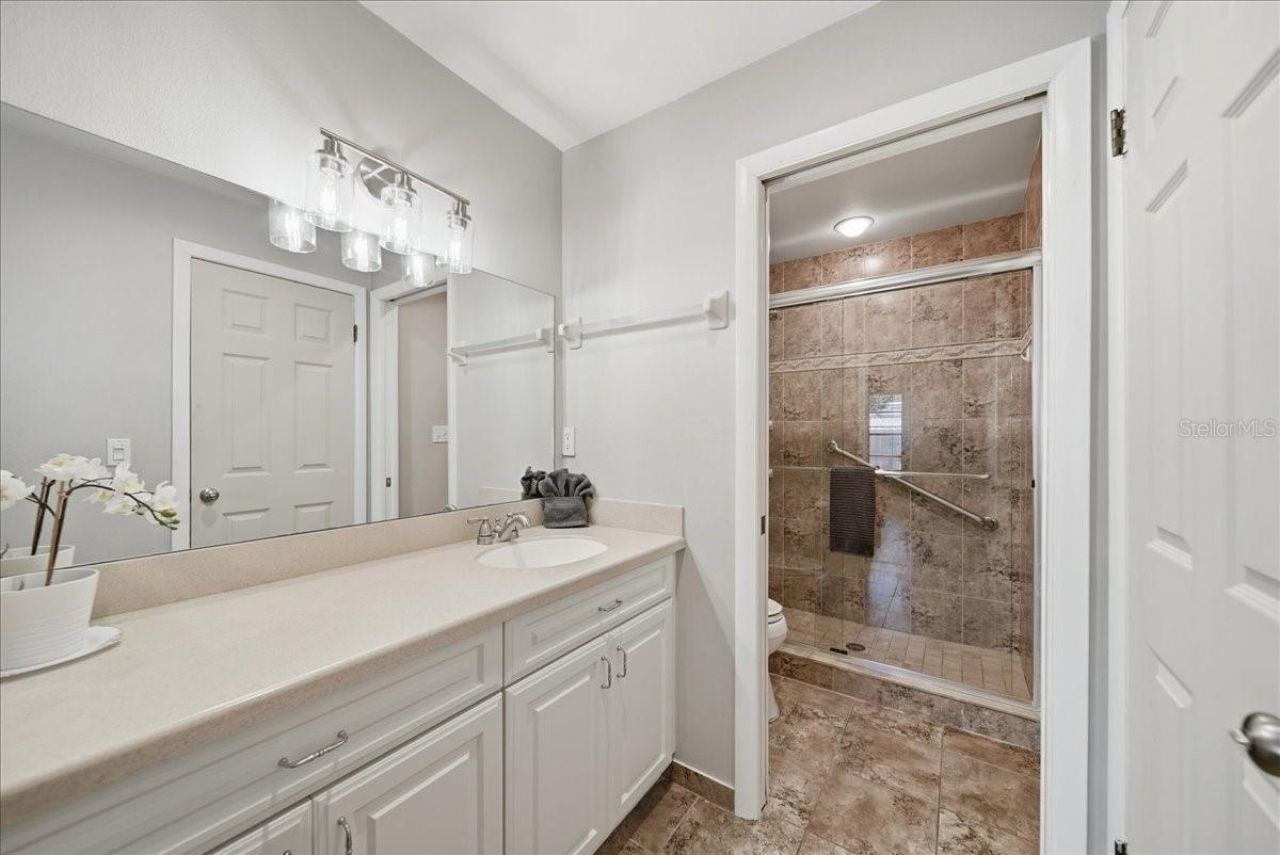 5883 Whistlewood Circle, Sarasota, FL 34232 Photo