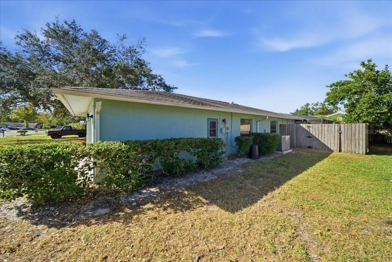 5883 Whistlewood Circle, Sarasota, FL 34232 Photo