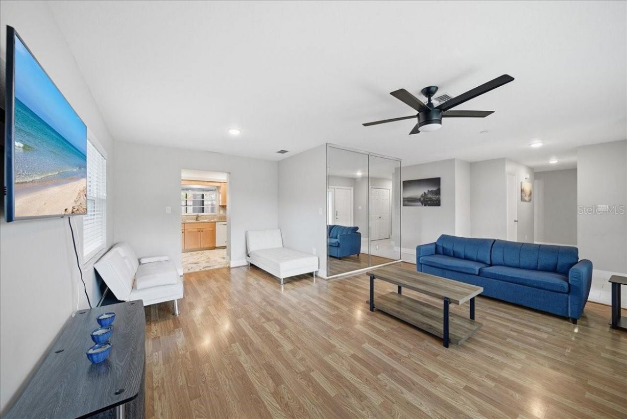 5883 Whistlewood Circle, Sarasota, FL 34232 Photo
