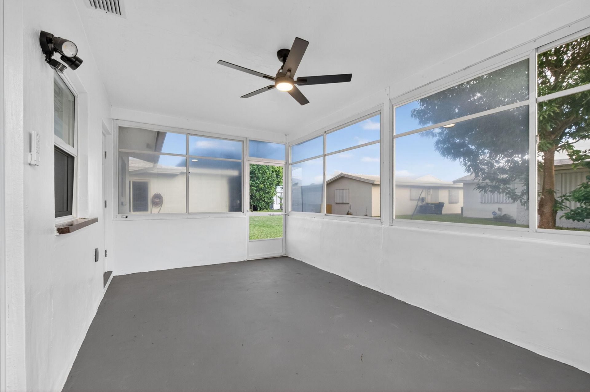 6700 NW 71st Court, Tamarac, FL 33321 Photo