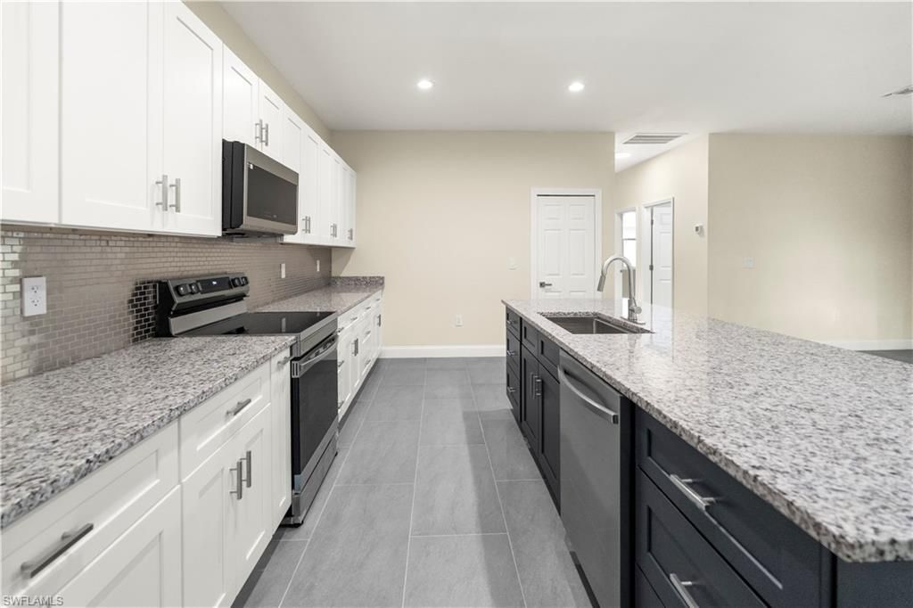 1043 Albert Ave, Lehigh Acres, FL 33971 Photo