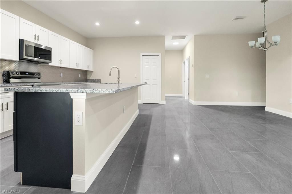 1043 Albert Ave, Lehigh Acres, FL 33971 Photo