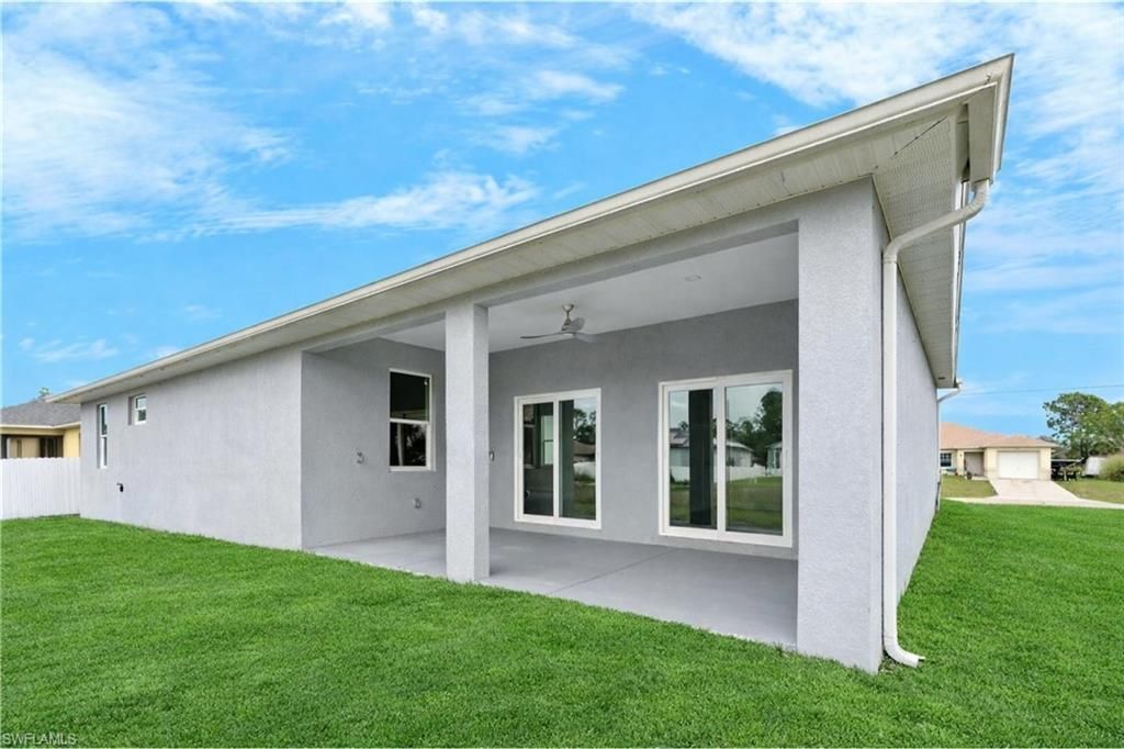 1043 Albert Ave, Lehigh Acres, FL 33971 Photo