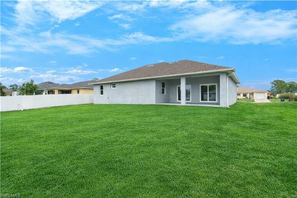 1043 Albert Ave, Lehigh Acres, FL 33971 Photo