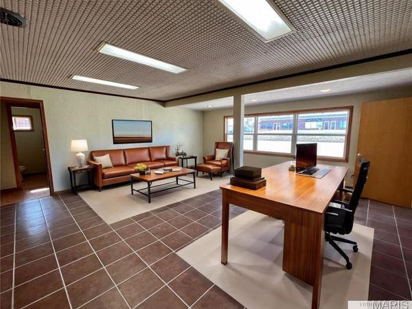 106 S Chestnut Street, Richland, MO 65556