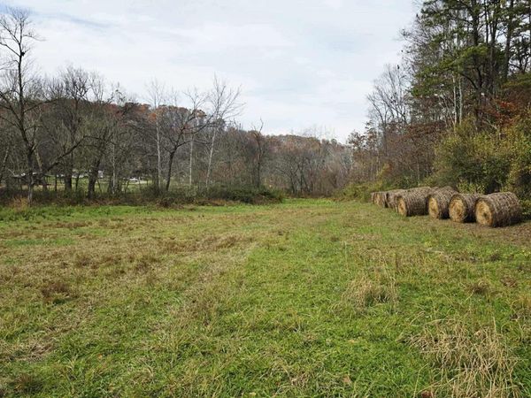 87 Frazer, Argillite, KY 41121