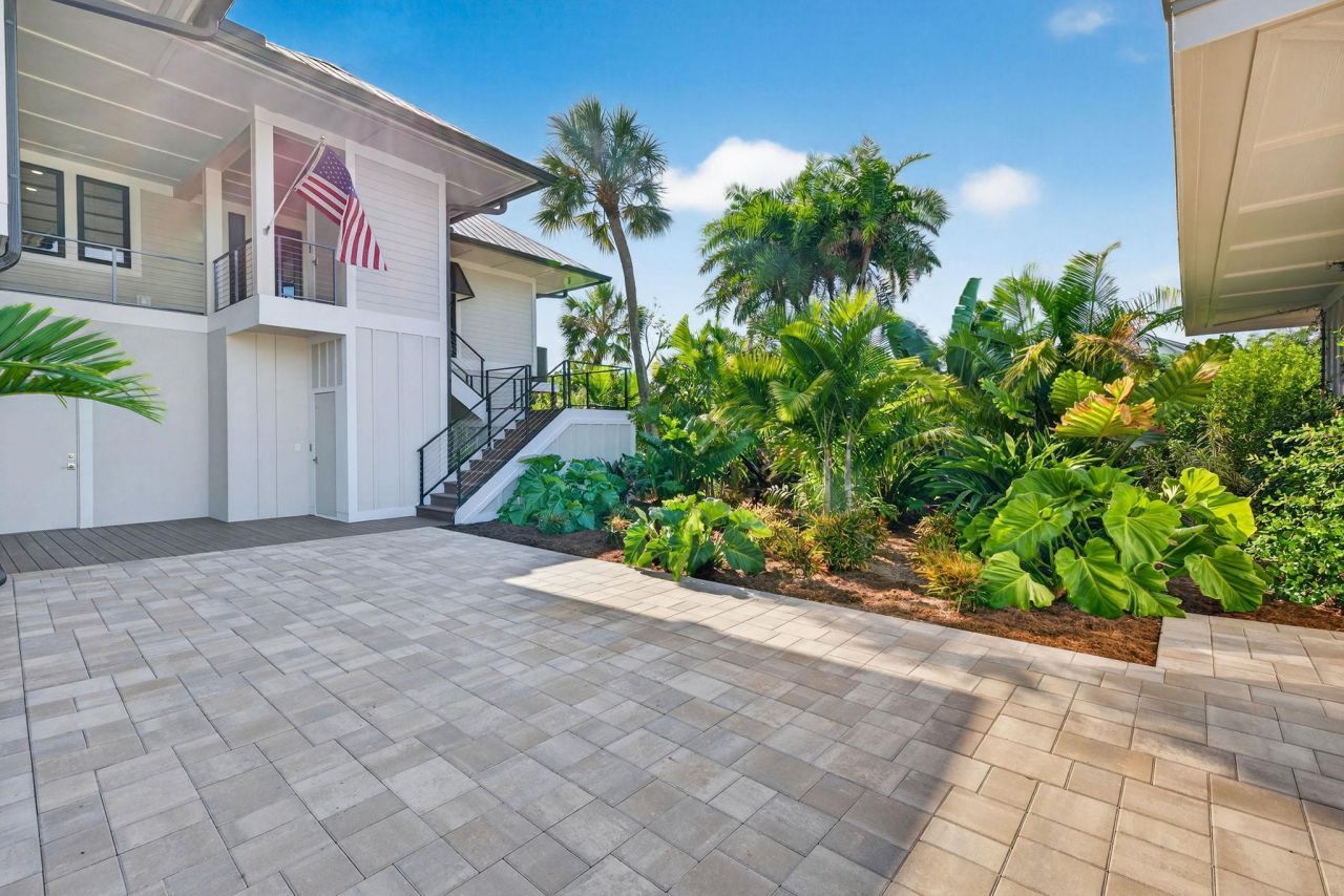 5079 Joewood Drive, Sanibel, FL 33957 Photo