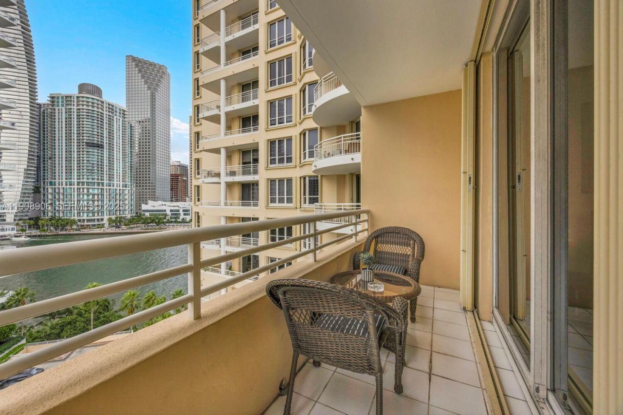 888 Brickell Key Dr, Unit 1001, Miami, FL 33131 Photo