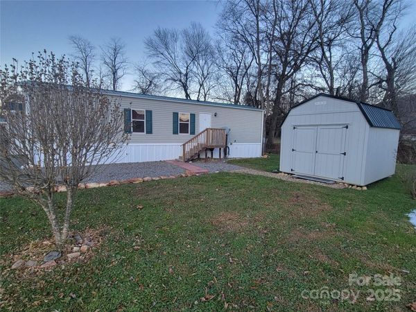 141 Pike Point , Waynesville, NC 28785