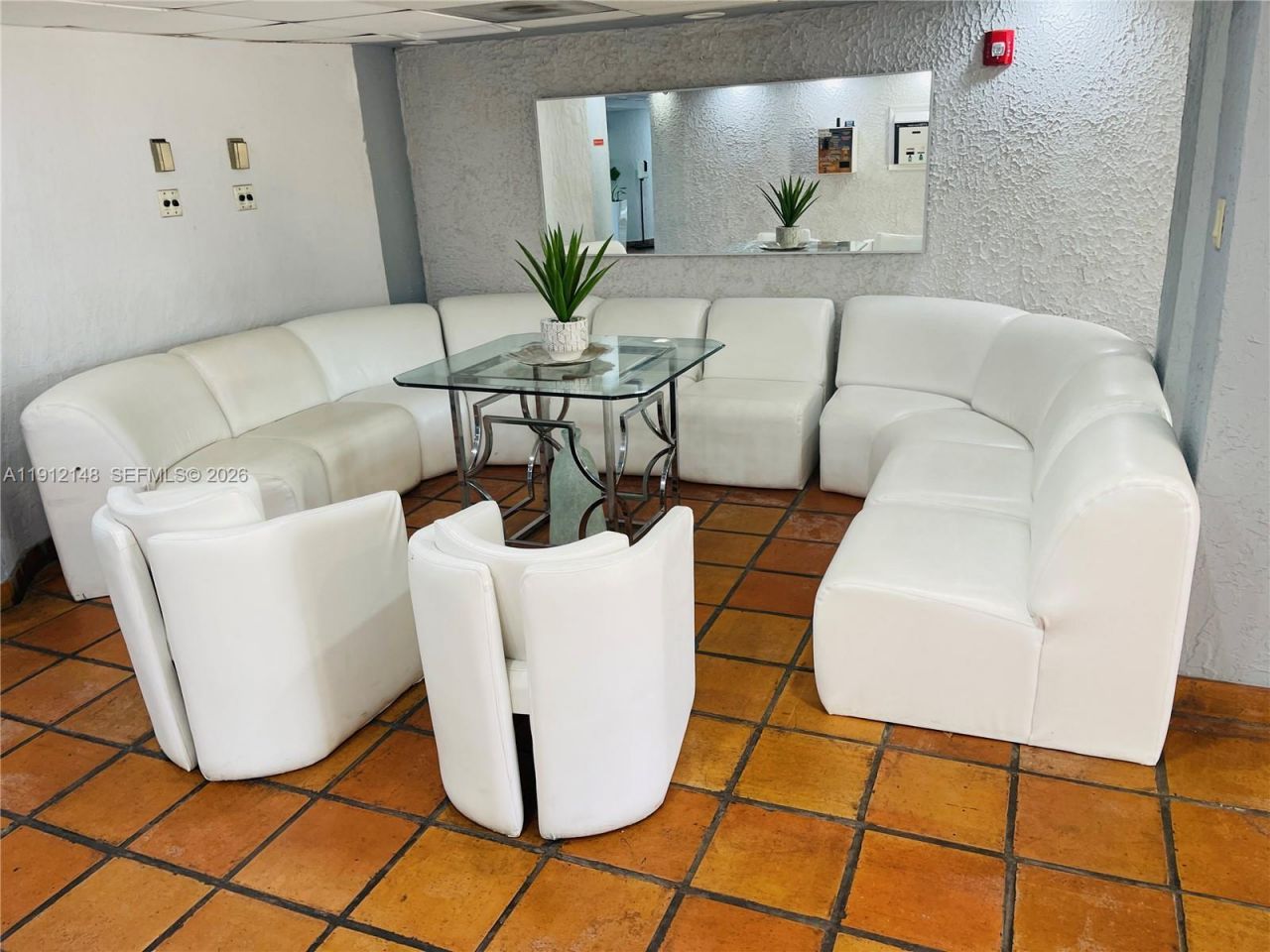 1650 NE 115th St, Unit 311, Miami, FL 33181 Photo