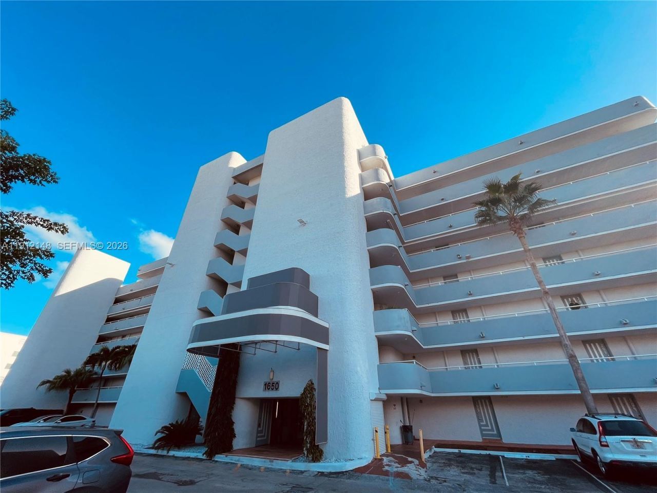 1650 NE 115th St, Unit 311, Miami, FL 33181 Photo