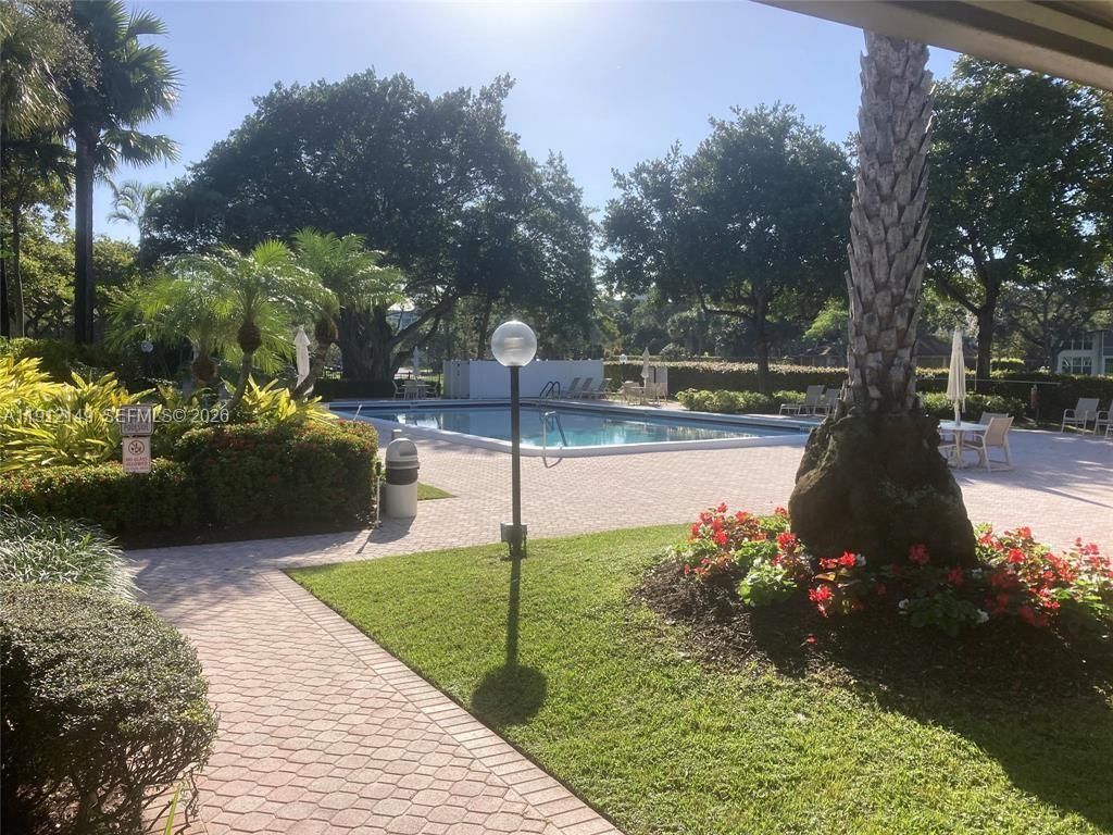 3080 N Course Dr, Unit 209, Pompano Beach, FL 33069 Photo