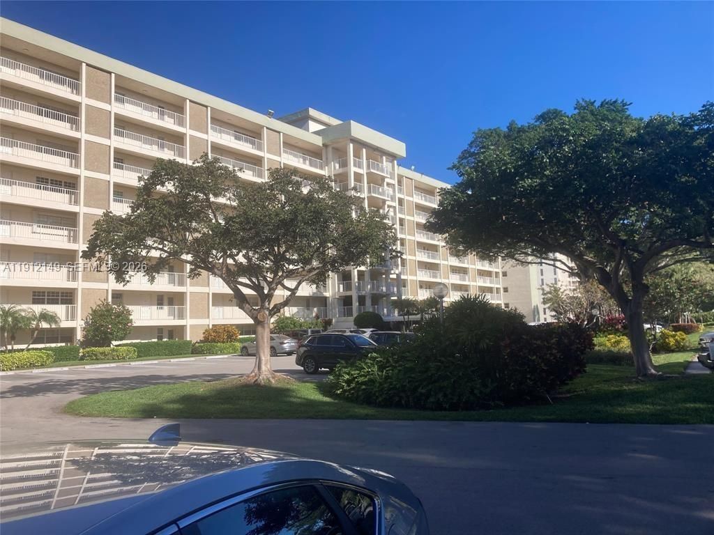 3080 N Course Dr, Unit 209, Pompano Beach, FL 33069 Photo