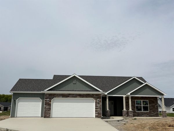 827 Chestnut Court, Decatur, IN 46733