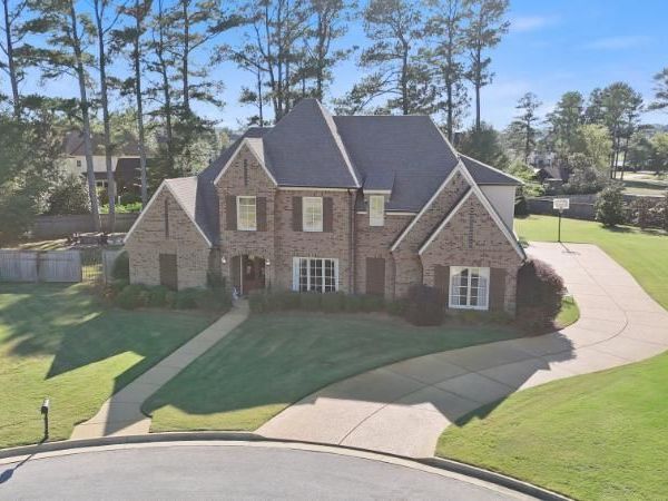 1006 Clover Cove, Tupelo, MS 38801