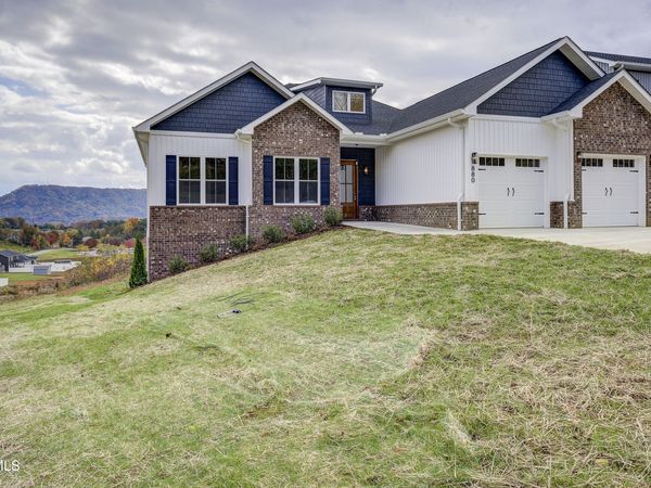 880 Granby Rd Road, Kingsport, TN 37660