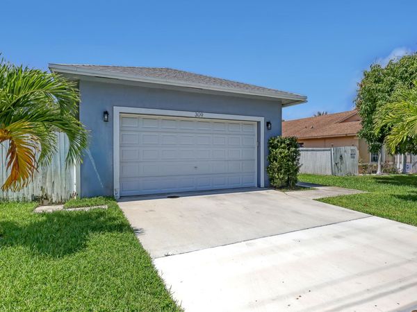309 NE 11th Avenue, Boynton Beach, FL 33435