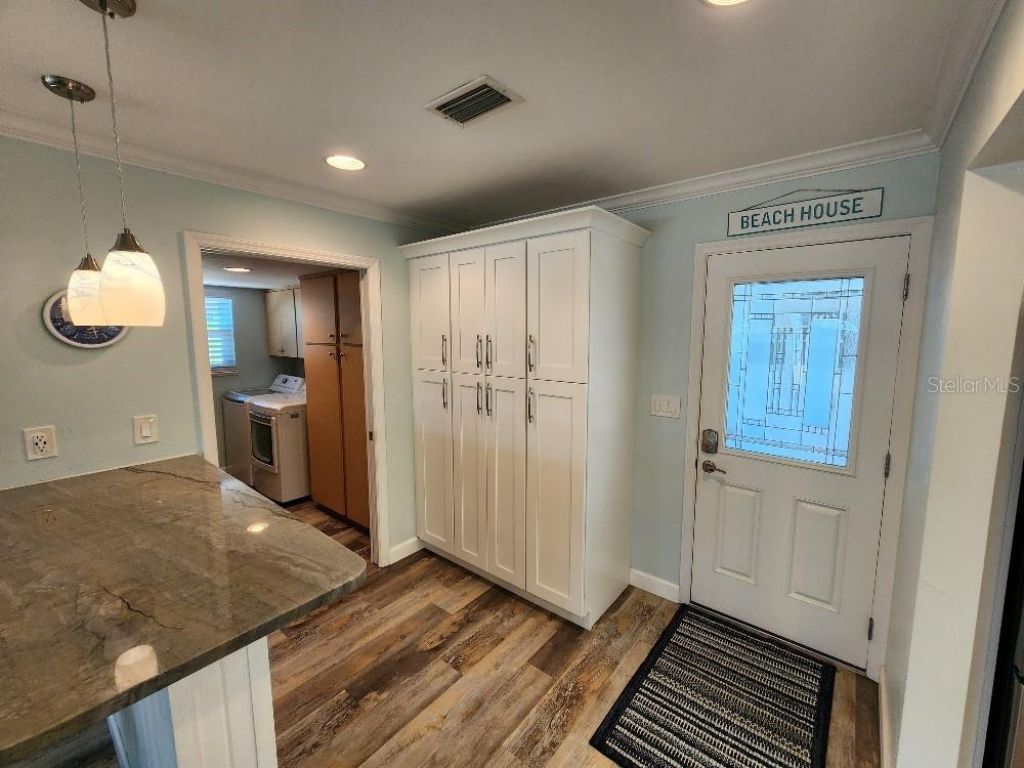 110 Surf Street, New Smyrna Beach, FL 32169 Photo