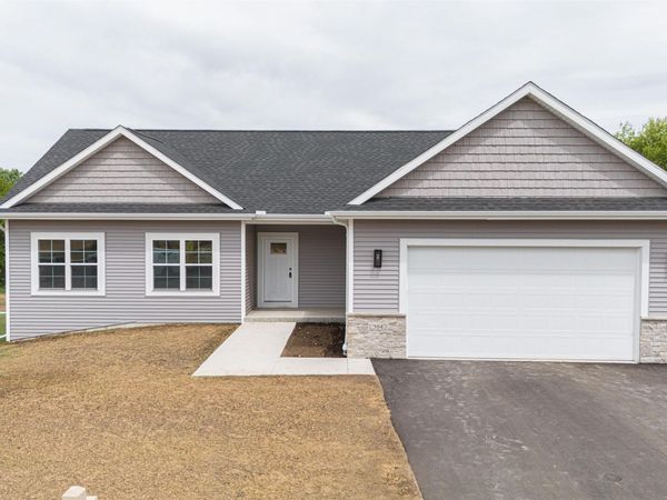 504 Ridge Court, Orfordville, WI 53576