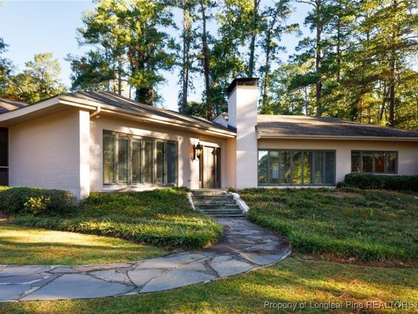 440 Valley Road, Fayetteville, NC 28305