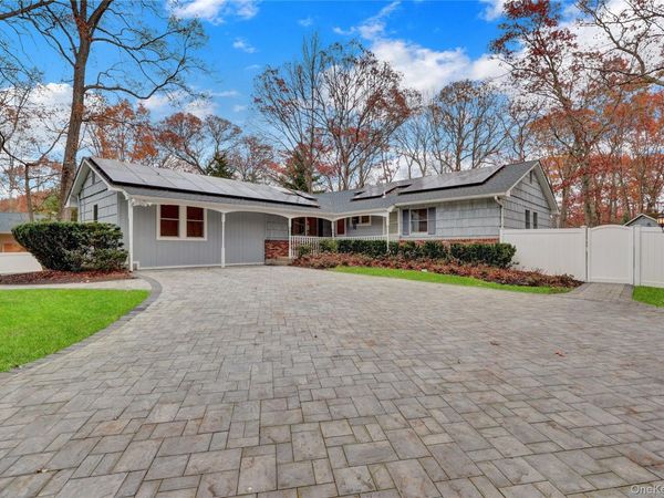 415 Pond Path, East Setauket, NY 11733