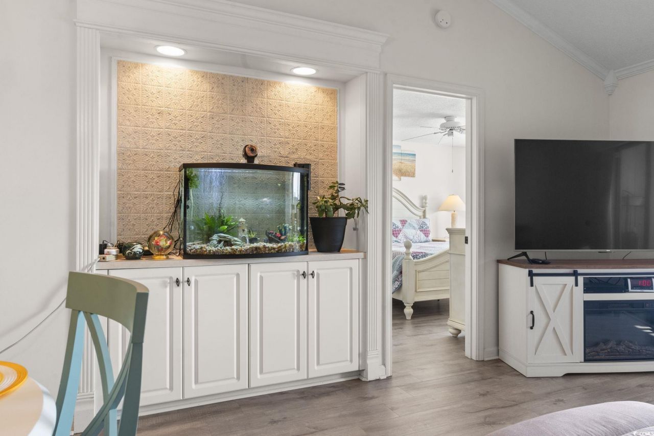 4405 Eastport Blvd. Photo 19