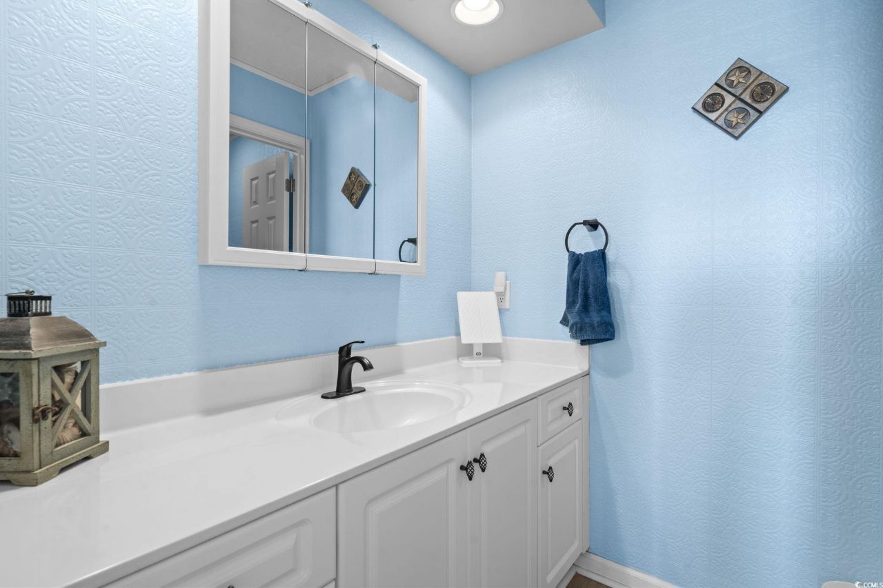 4405 Eastport Blvd. Photo 33